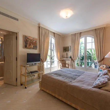Villa Exclusive With Pool And Sea View Close To Monaco