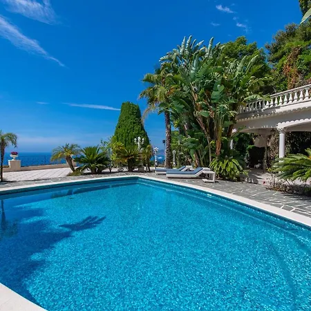 Exclusive With Pool And Sea View Close To Monaco *