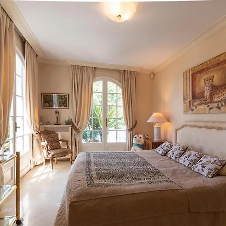Exclusive With Pool And Sea View Close To Monaco *