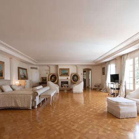 Villa Exclusive With Pool And Sea View Close To Monaco *